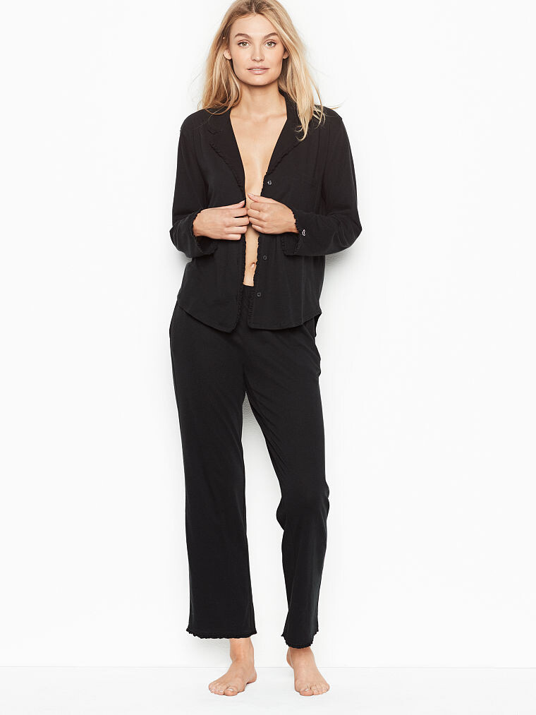 Roosmarijn de Kok featured in  the Victoria\'s Secret catalogue for Spring/Summer 2019