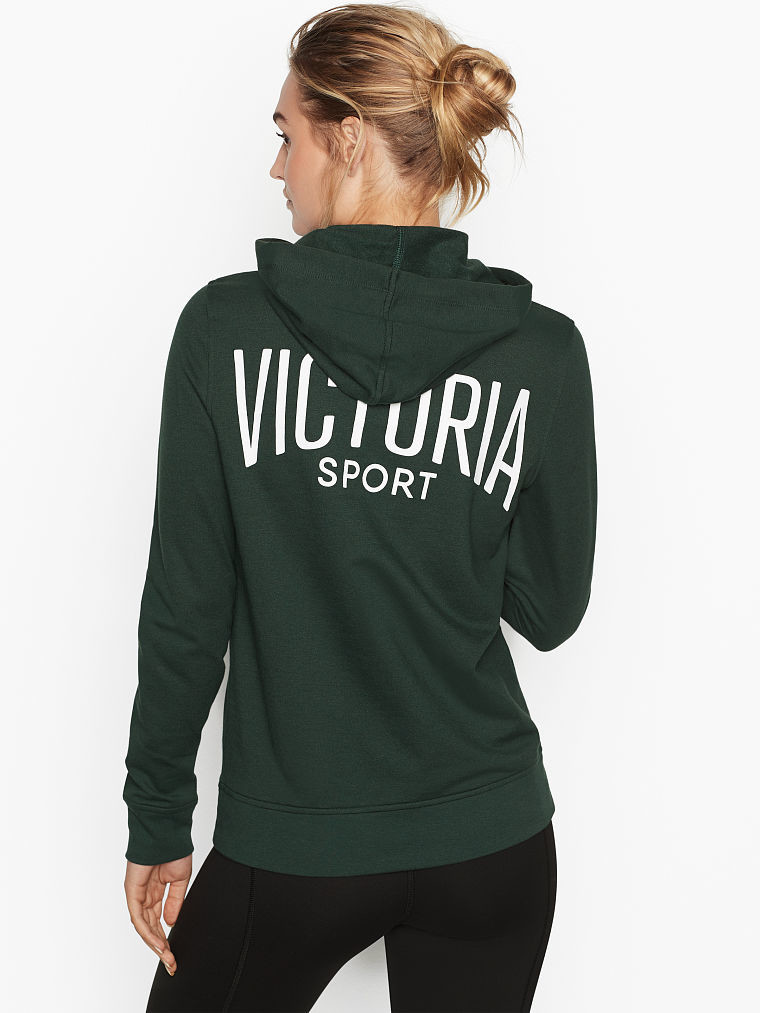 Roosmarijn de Kok featured in  the Victoria\'s Secret VSX catalogue for Autumn/Winter 2018