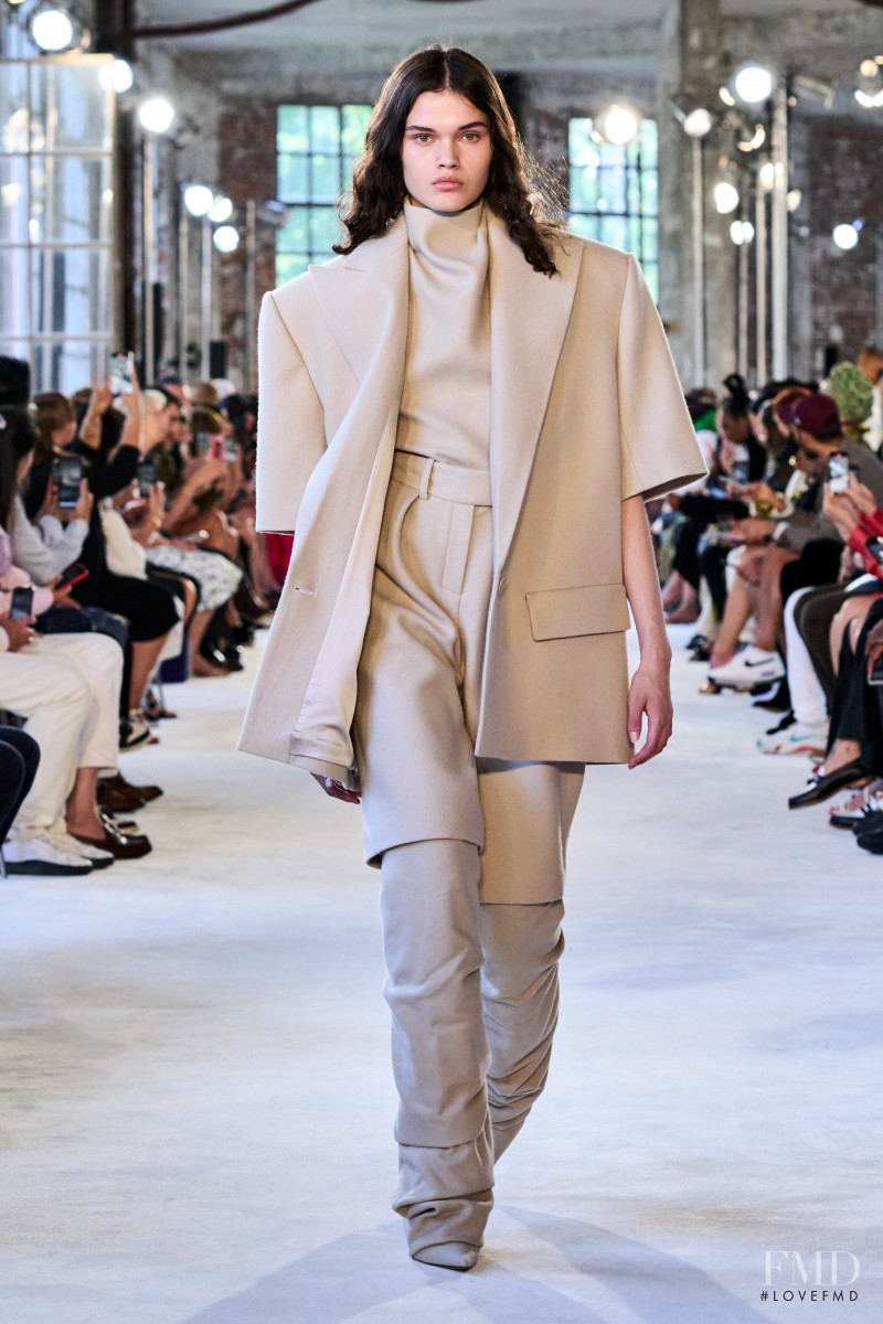 Alexandre Vauthier fashion show for Autumn/Winter 2022