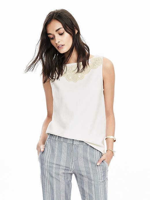 Gizele Oliveira featured in  the Banana Republic catalogue for Summer 2016