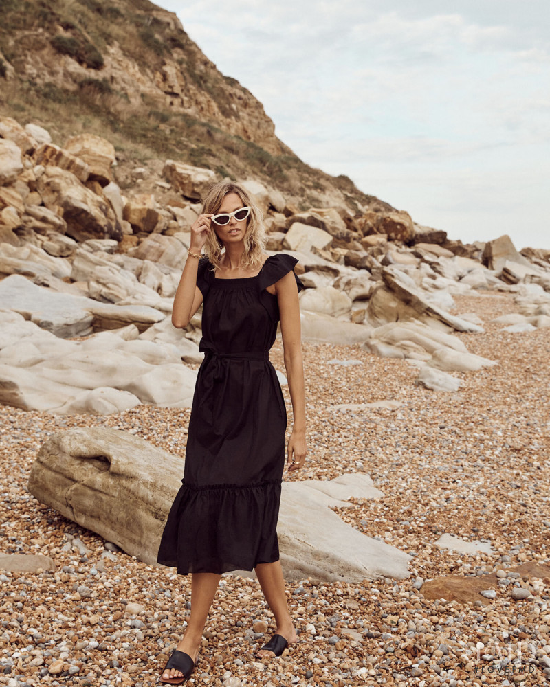 Mariina Keskitalo featured in  the Monte & Lou advertisement for Resort 2022