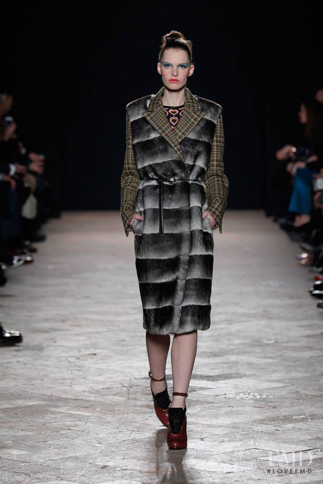 Lisa Verberght featured in  the Aquilano.Rimondi fashion show for Autumn/Winter 2013