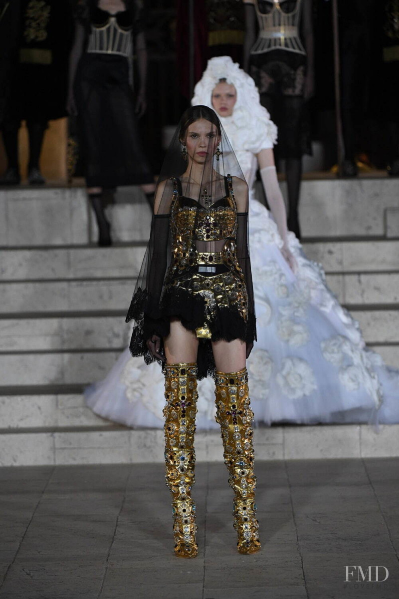 Dolce & Gabbana Alta Moda fashion show for Autumn/Winter 2022