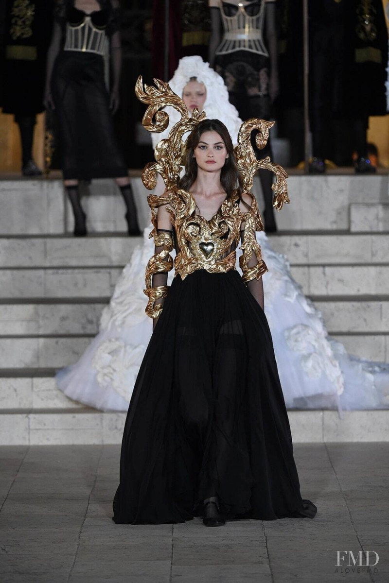 Dolce & Gabbana Alta Moda fashion show for Autumn/Winter 2022