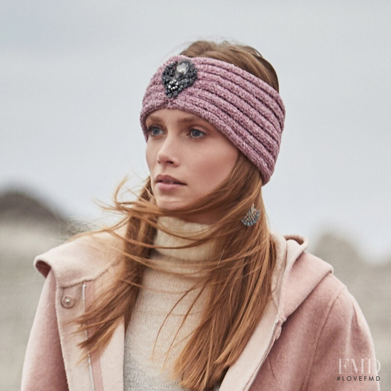 Karoline Seul featured in  the Seeberger Hats advertisement for Autumn/Winter 2019