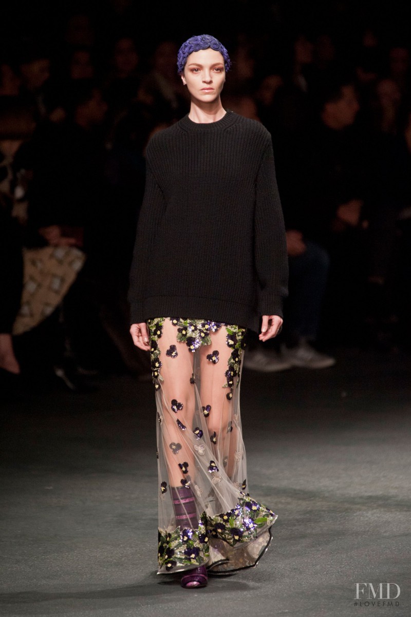 Mariacarla Boscono featured in  the Givenchy fashion show for Autumn/Winter 2013