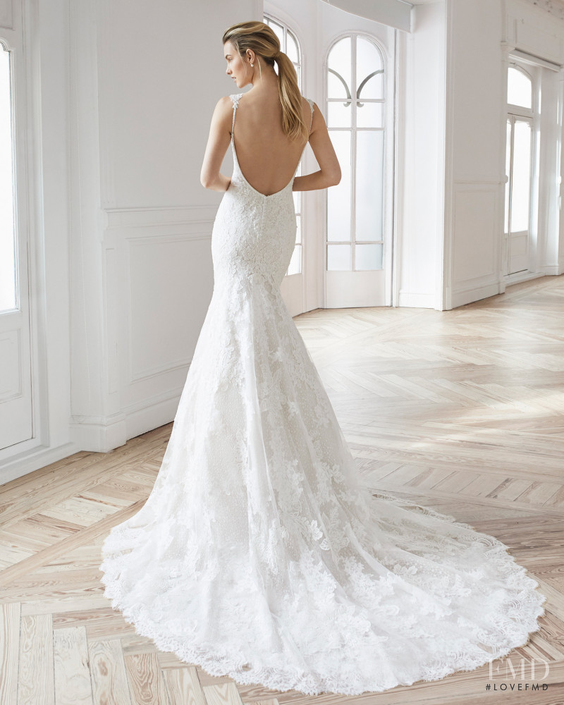 Brooke Lynn Buchanan featured in  the Aire Barcelona lookbook for Autumn/Winter 2018