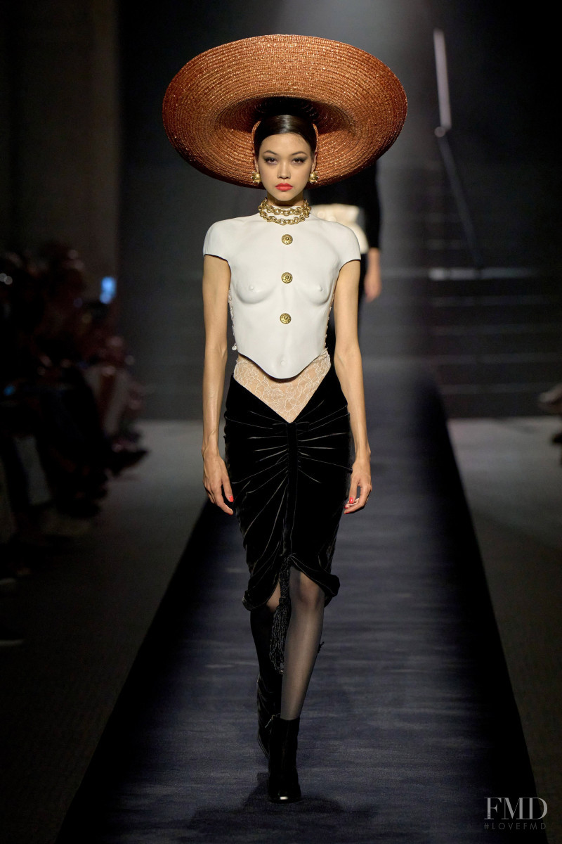 Schiaparelli fashion show for Autumn/Winter 2022