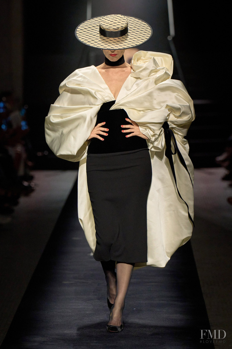 Schiaparelli fashion show for Autumn/Winter 2022