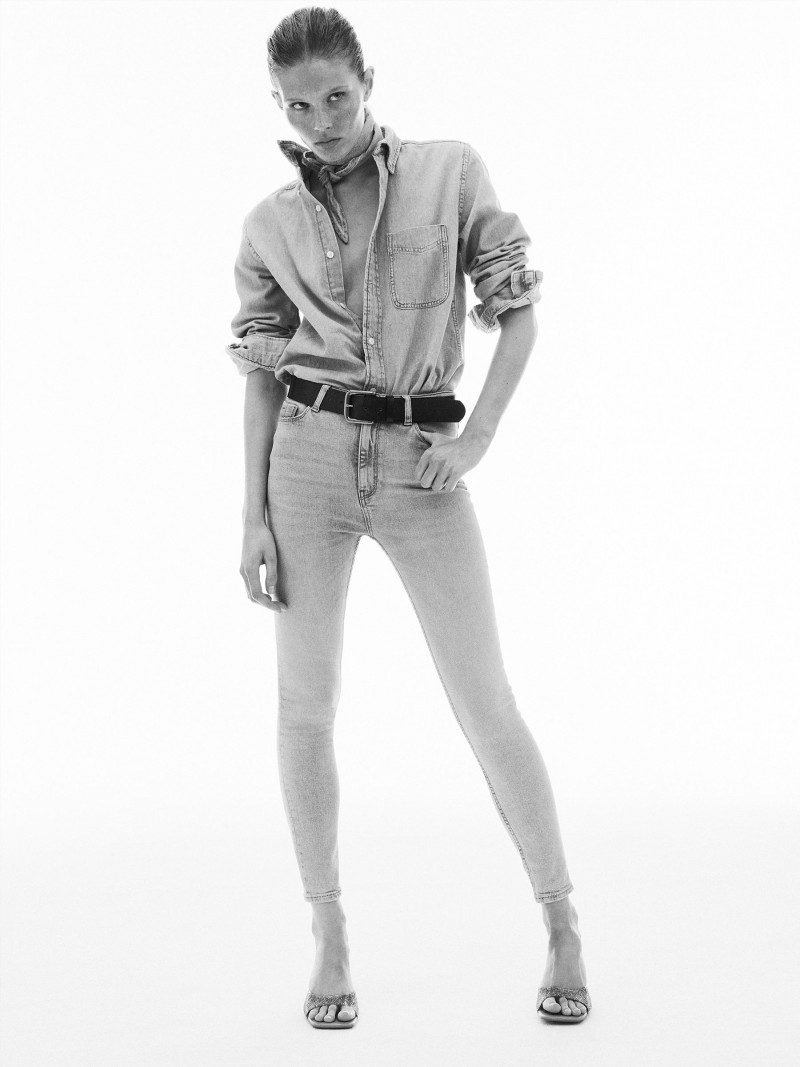 Ida Heiner featured in  the Zara ZW Denim advertisement for Summer 2022