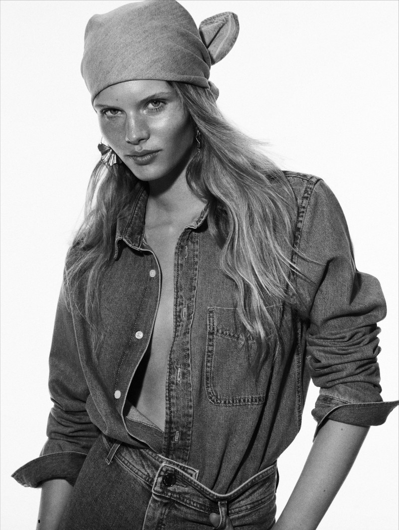 Ida Heiner featured in  the Zara ZW Denim advertisement for Summer 2022