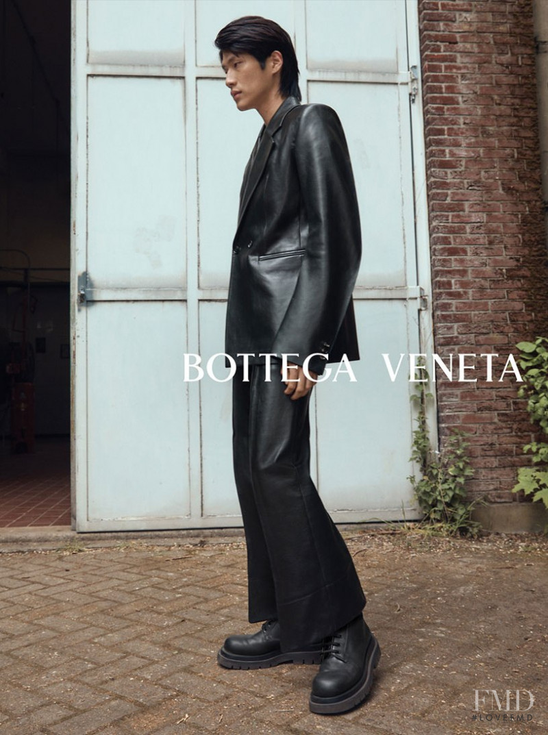 Sanggun Lee featured in  the Bottega Veneta advertisement for Autumn/Winter 2022