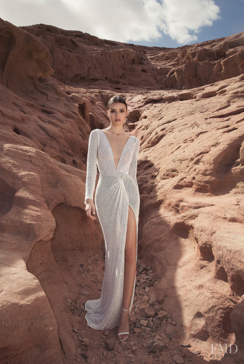 Masha Derevianko featured in  the Dror Geva lookbook for Spring/Summer 2019