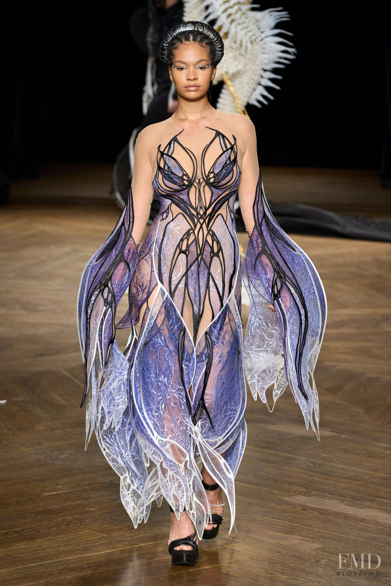 Iris Van Herpen fashion show for Autumn/Winter 2022