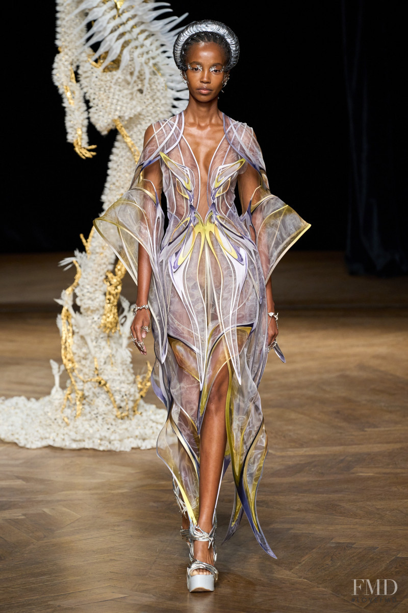 Iris Van Herpen fashion show for Autumn/Winter 2022