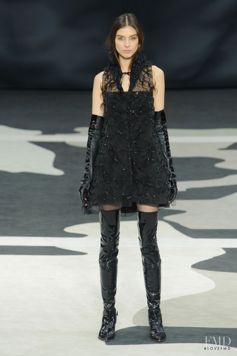 Kati Nescher featured in  the Chanel fashion show for Autumn/Winter 2013