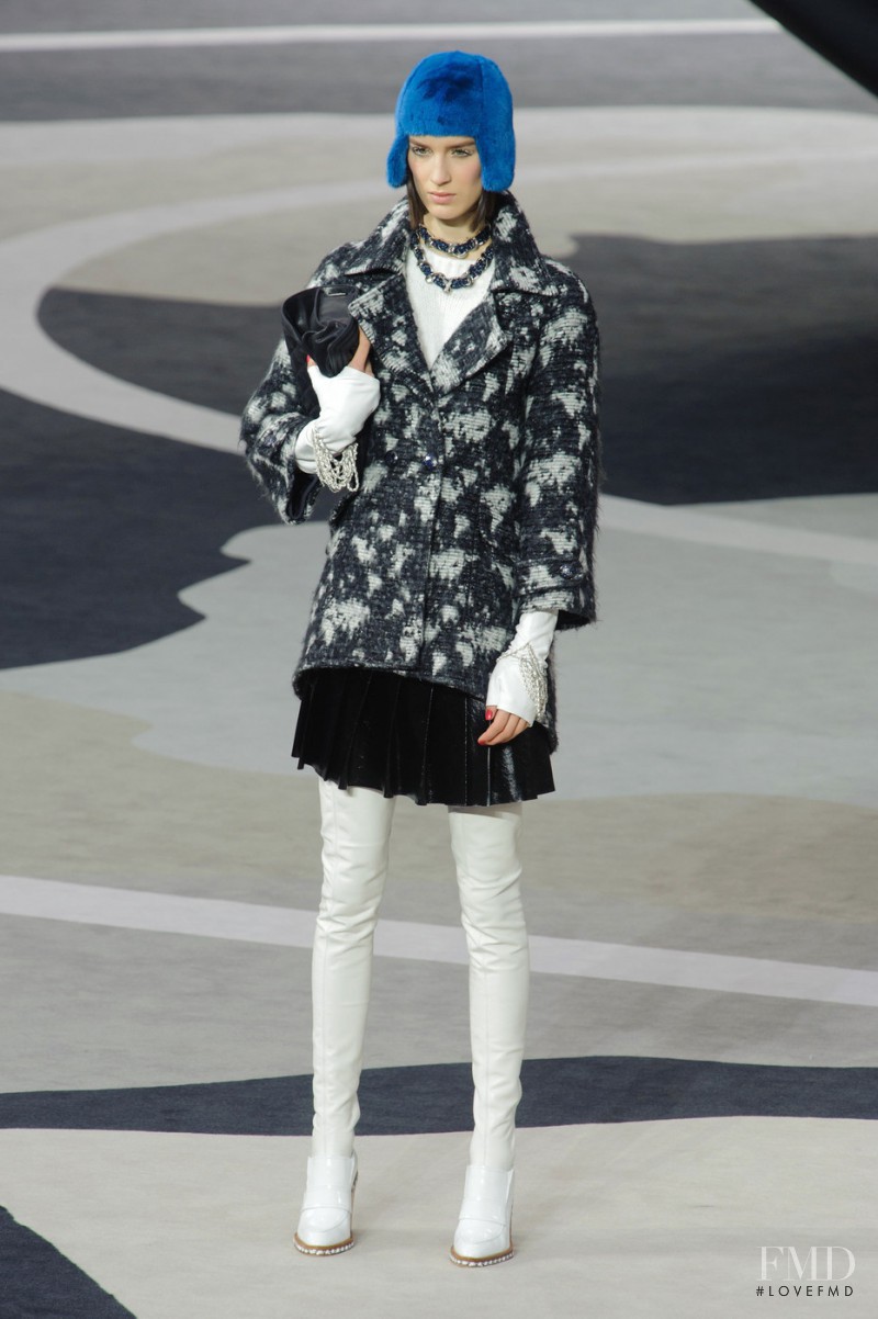 Marte Mei van Haaster featured in  the Chanel fashion show for Autumn/Winter 2013