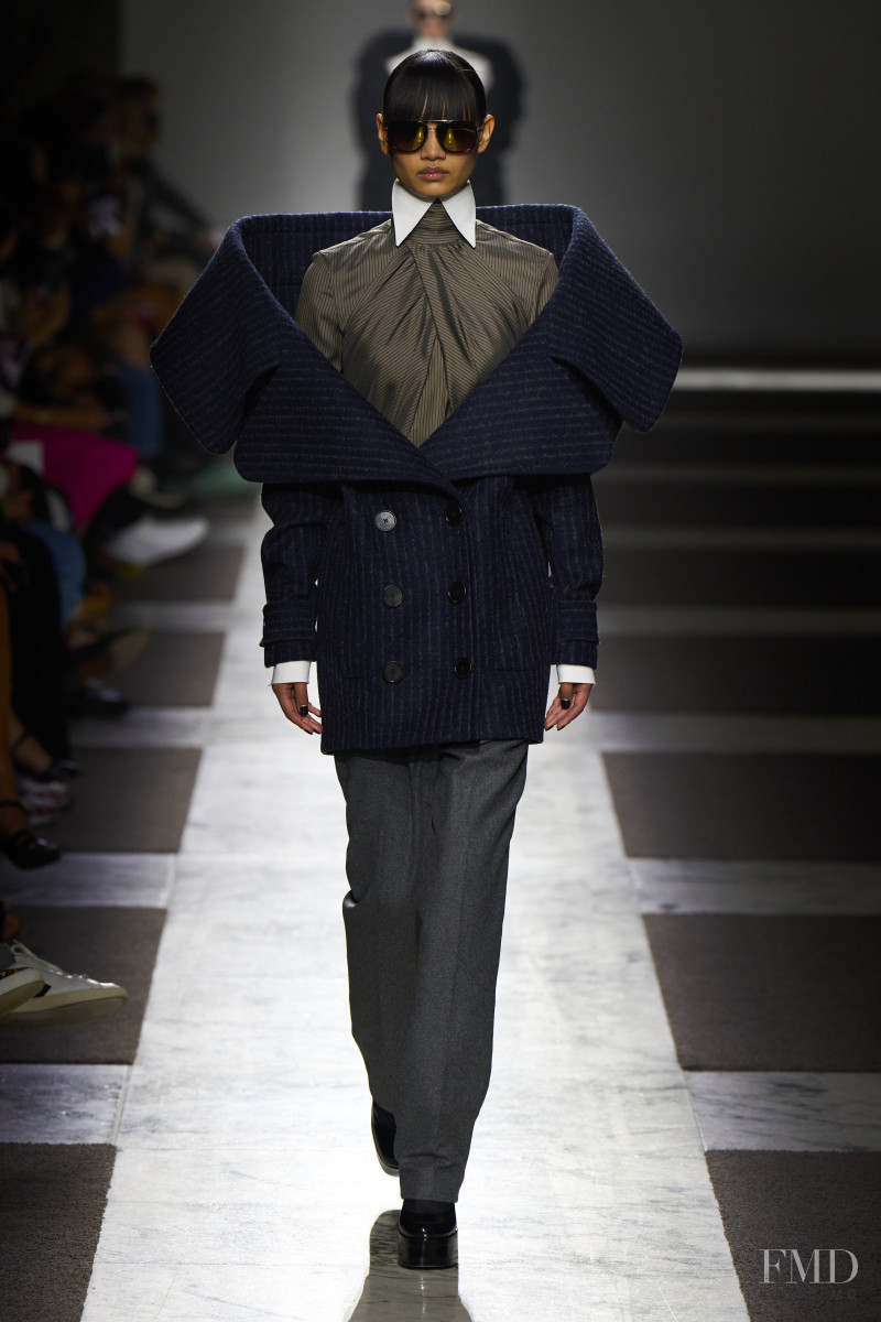 Viktor & Rolf fashion show for Autumn/Winter 2022