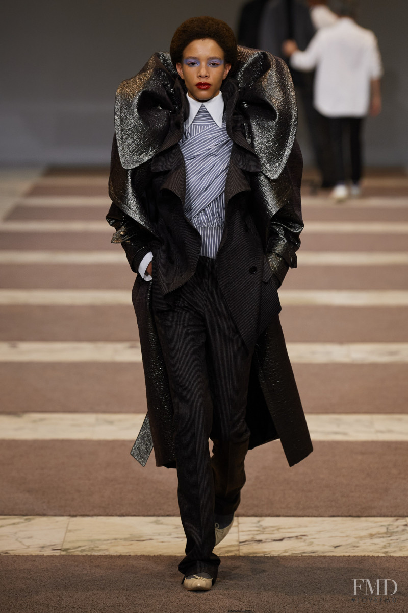 Viktor & Rolf fashion show for Autumn/Winter 2022