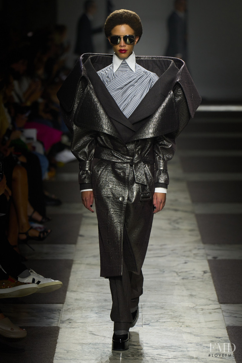 Viktor & Rolf fashion show for Autumn/Winter 2022
