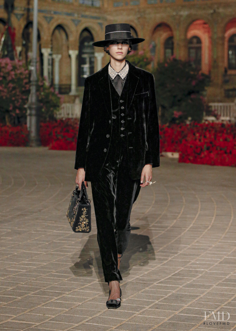 Christian Dior fashion show for Resort 2023