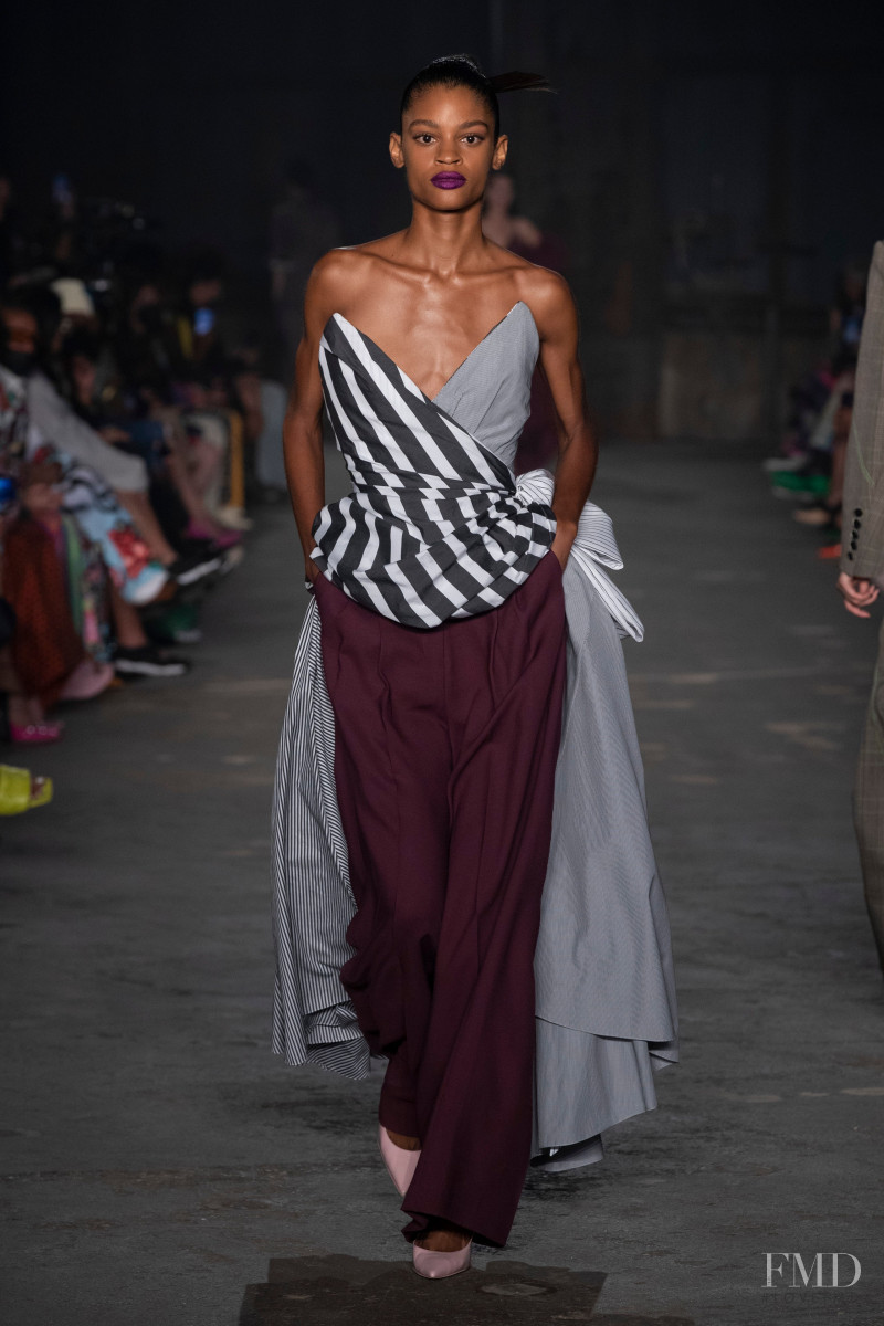 Christopher John Rogers fashion show for Resort 2023
