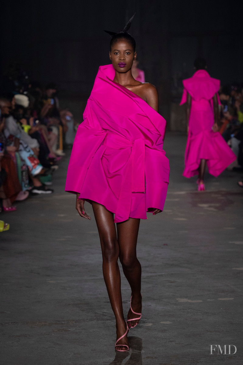 Christopher John Rogers fashion show for Resort 2023