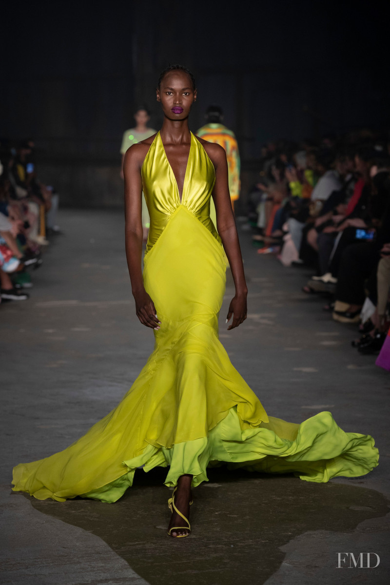 Christopher John Rogers fashion show for Resort 2023