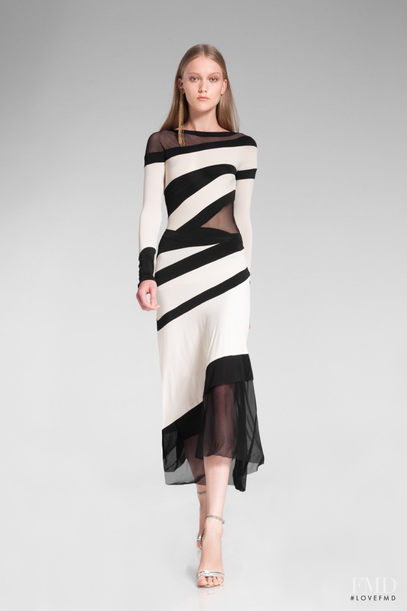 Donna Karan New York fashion show for Resort 2014