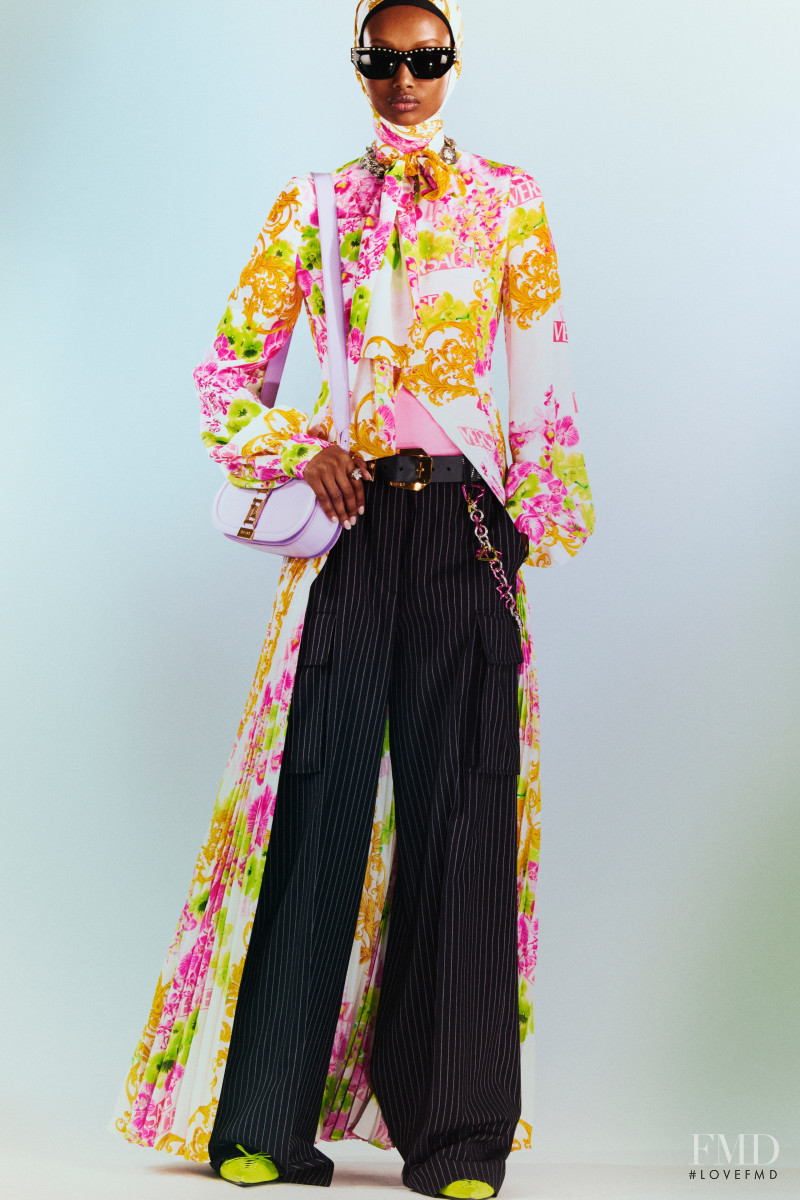 Versace lookbook for Resort 2023