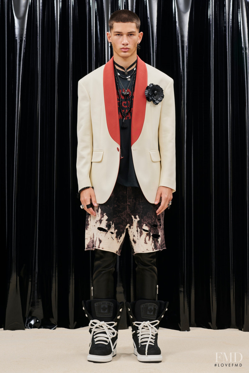 DSquared2 lookbook for Resort 2023