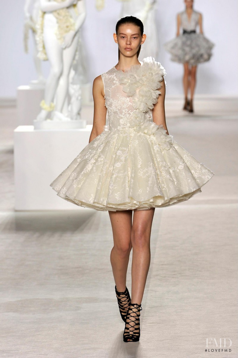 Ondria Hardin featured in  the Giambattista Valli Haute Couture fashion show for Autumn/Winter 2013