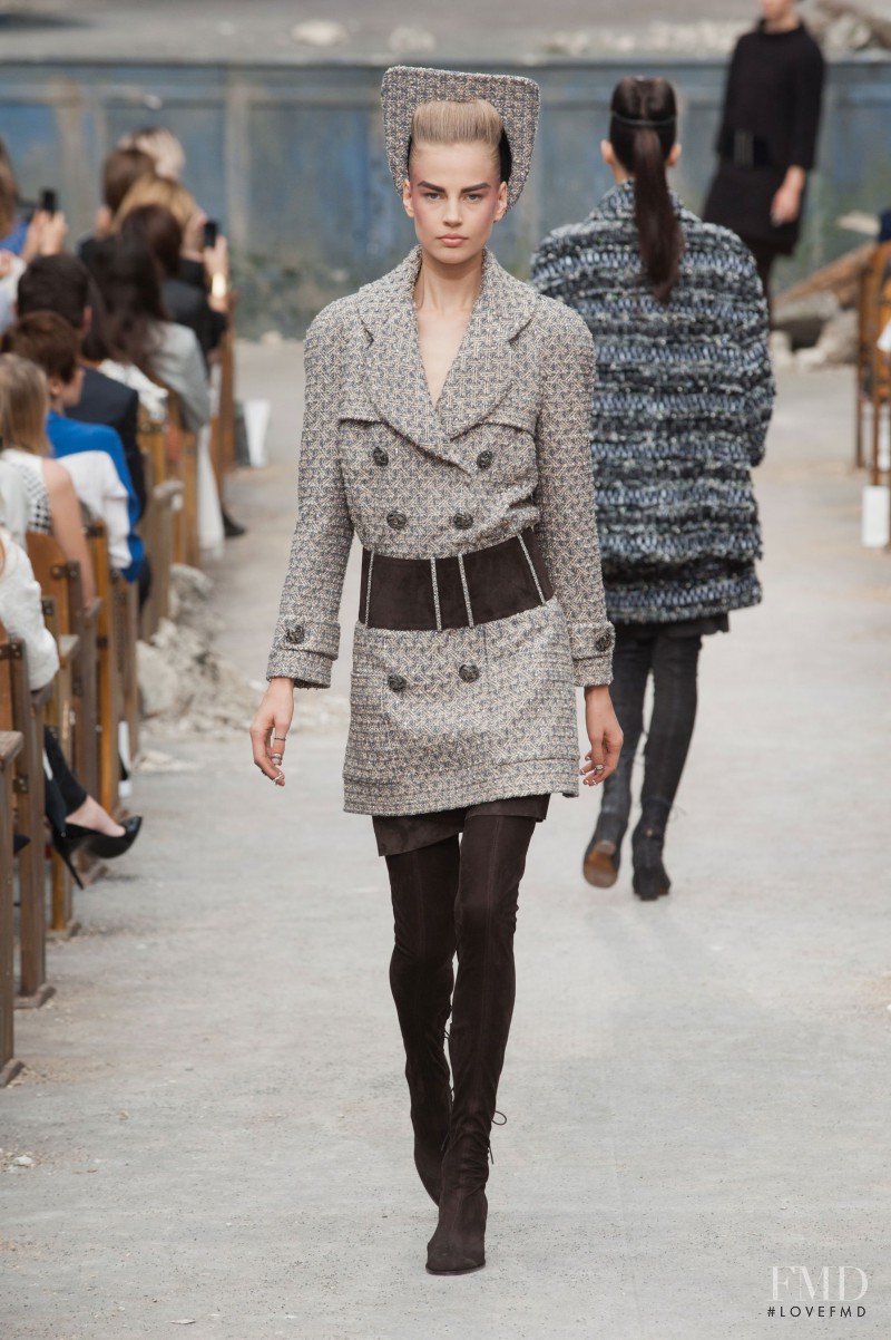 Elisabeth Erm featured in  the Chanel Haute Couture fashion show for Autumn/Winter 2013