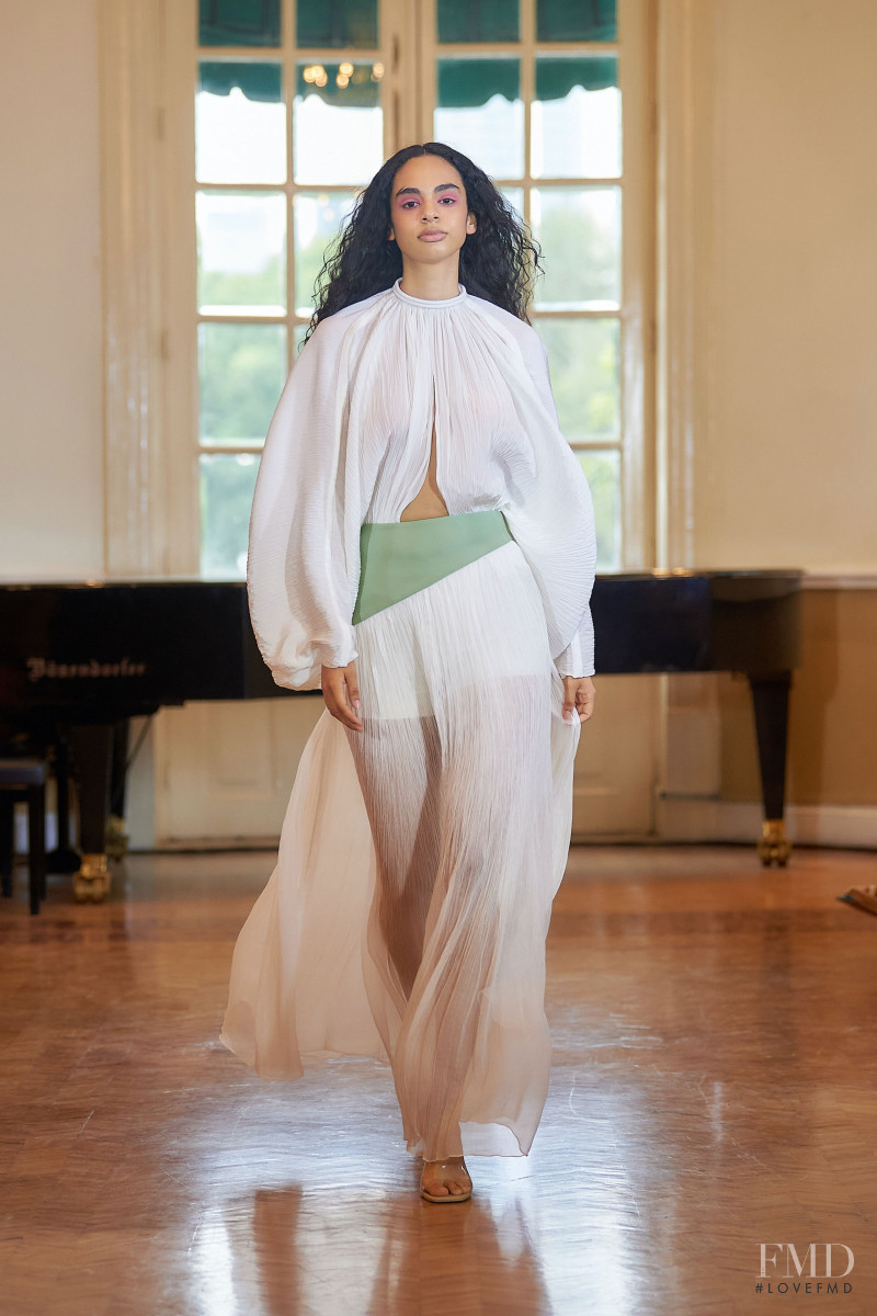 Isis Jimenez featured in  the Kris Goyri fashion show for Autumn/Winter 2022