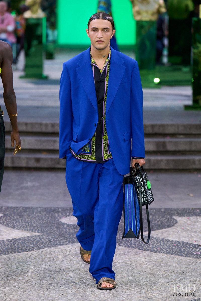 Versace fashion show for Spring/Summer 2023