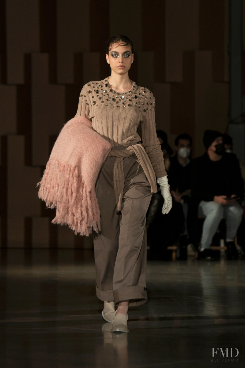 Moises Nieto fashion show for Autumn/Winter 2022