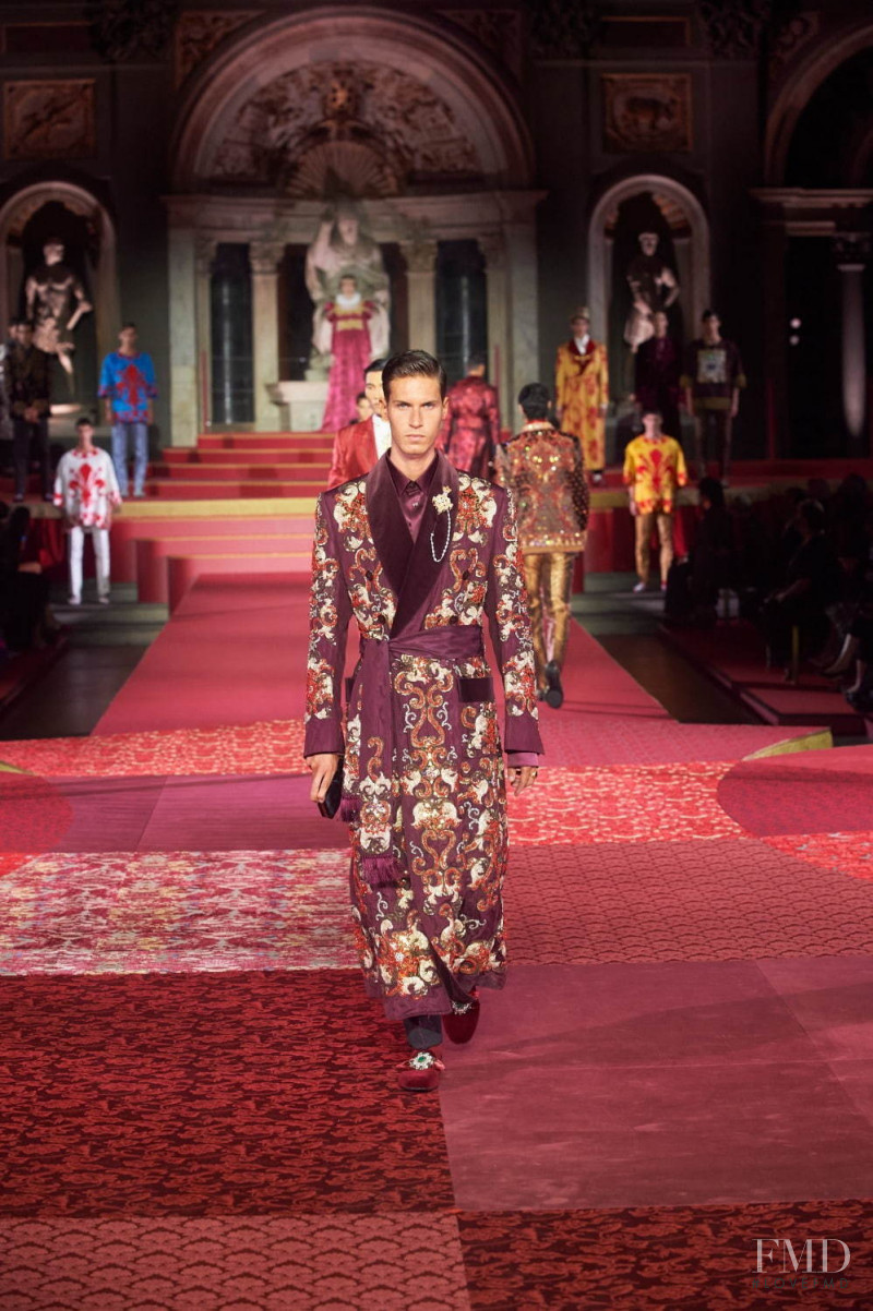 Dolce & Gabbana Alta Moda Alta Sartoria  fashion show for Autumn/Winter 2020