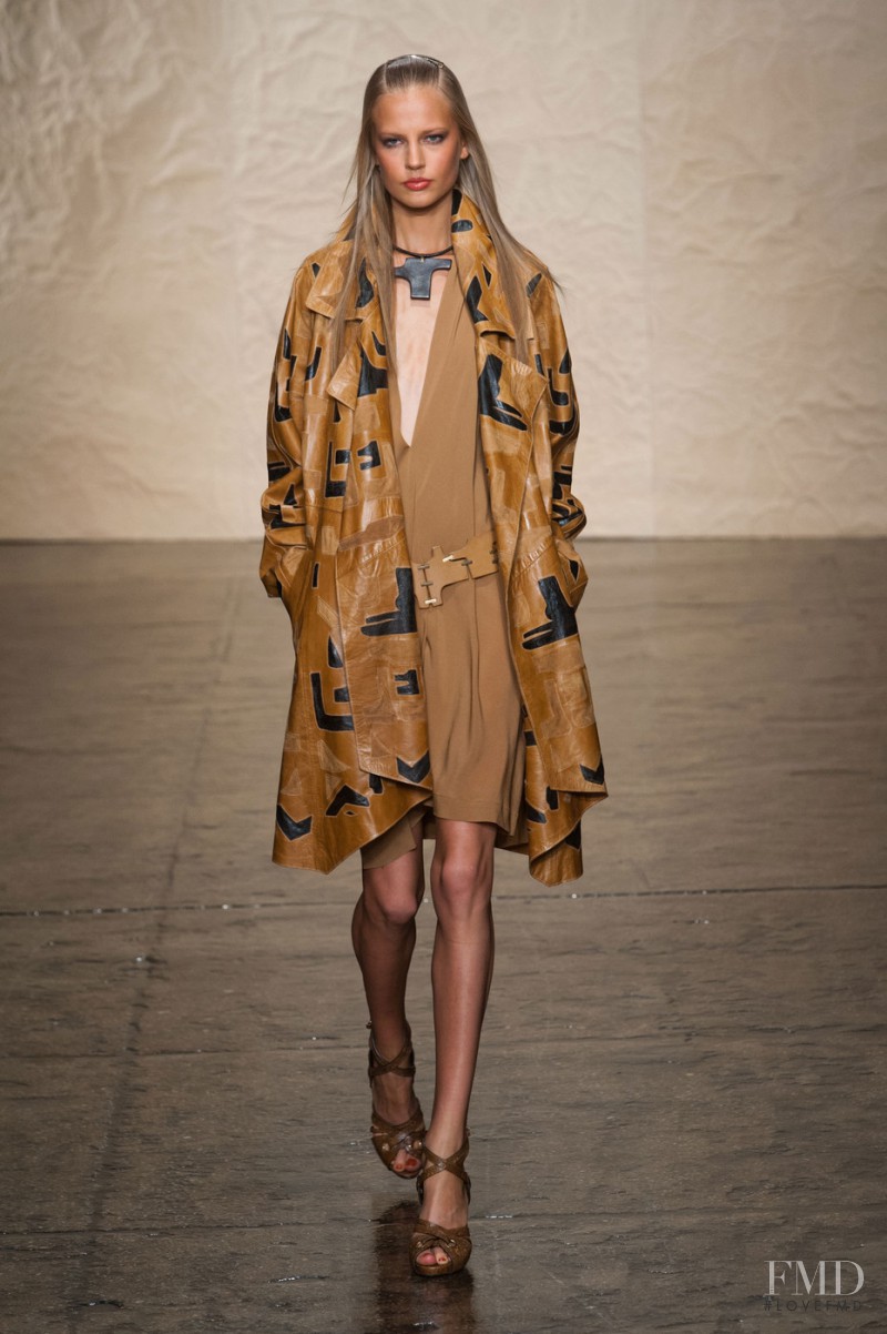 Elisabeth Erm featured in  the Donna Karan New York fashion show for Spring/Summer 2014