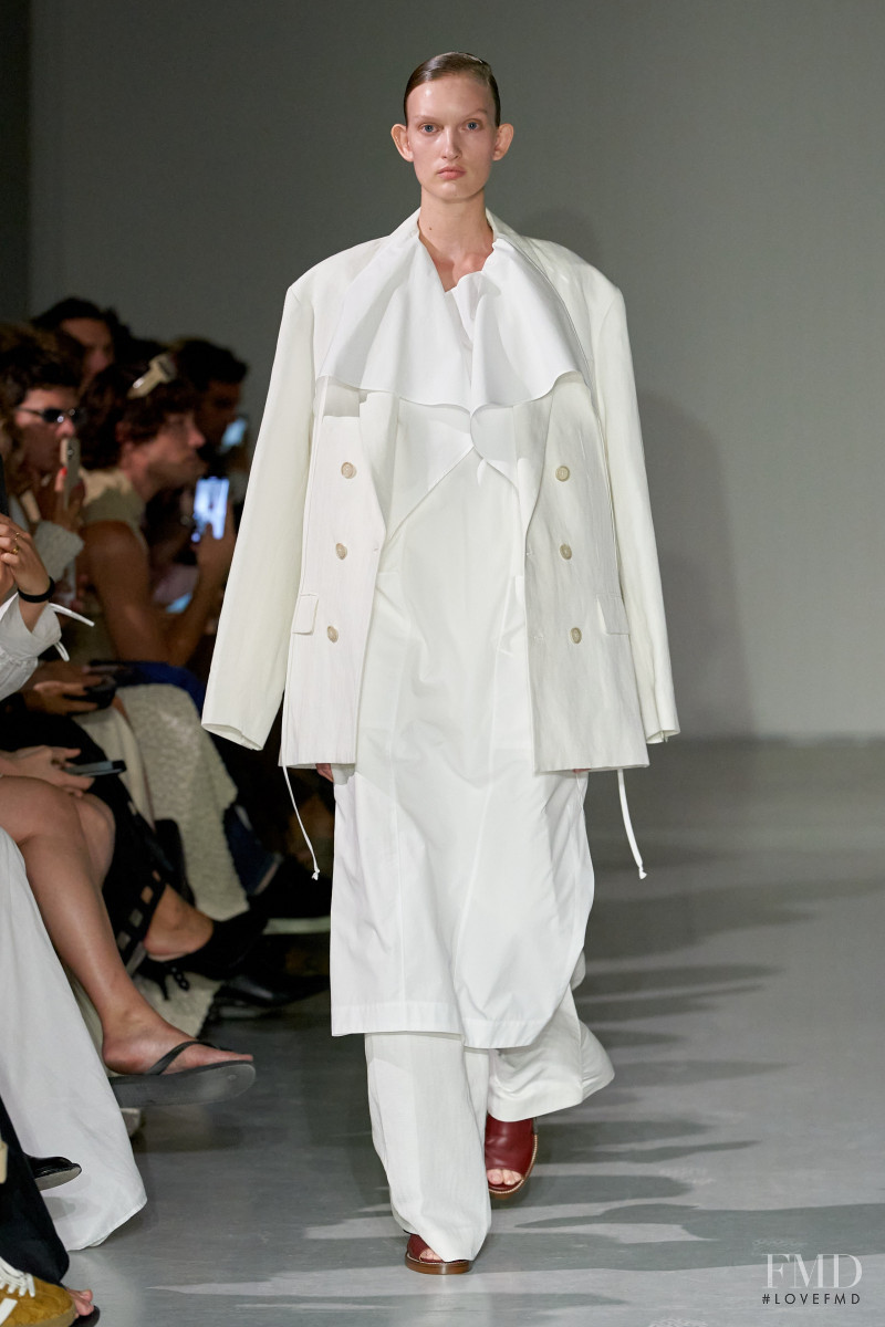 Mark Kenly Domino Tan fashion show for Spring/Summer 2023