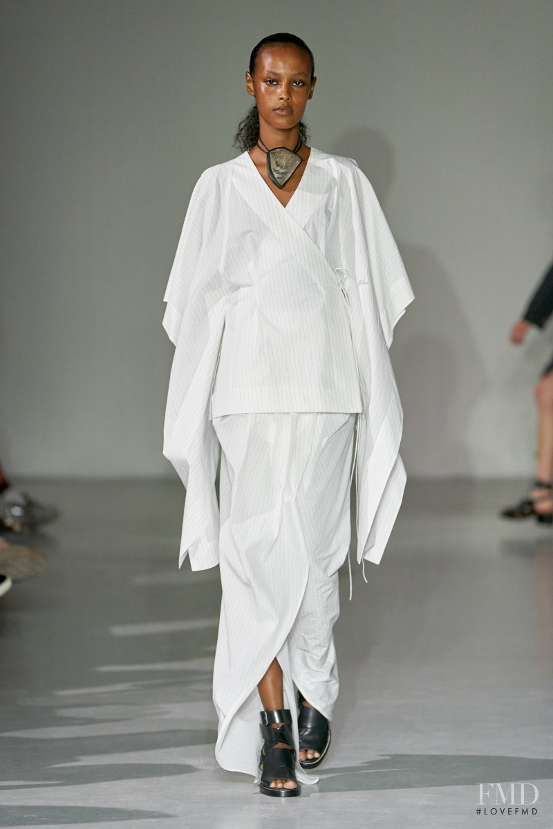 Mark Kenly Domino Tan fashion show for Spring/Summer 2023