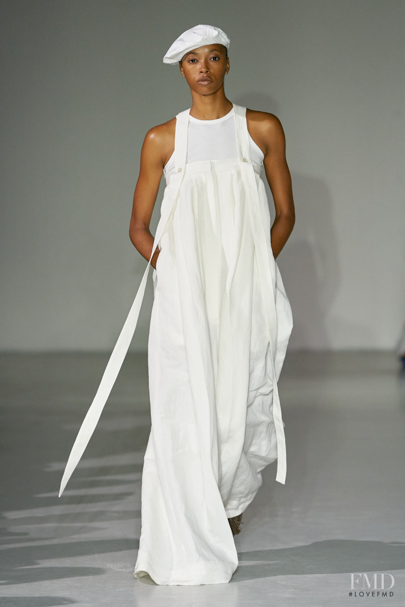 Mark Kenly Domino Tan fashion show for Spring/Summer 2023