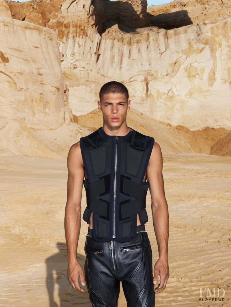 Balmain advertisement for Autumn/Winter 2022