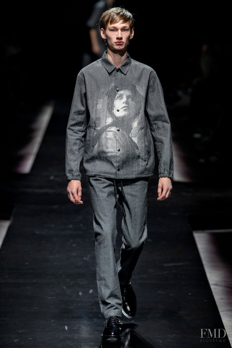 Undercover I Hold A Beast, An Angel And A Madman In Me fashion show for Spring/Summer 2020