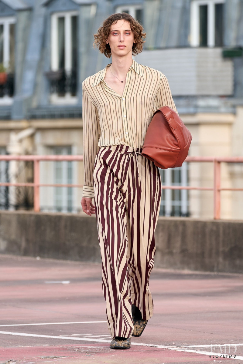 Dries van Noten fashion show for Spring/Summer 2023