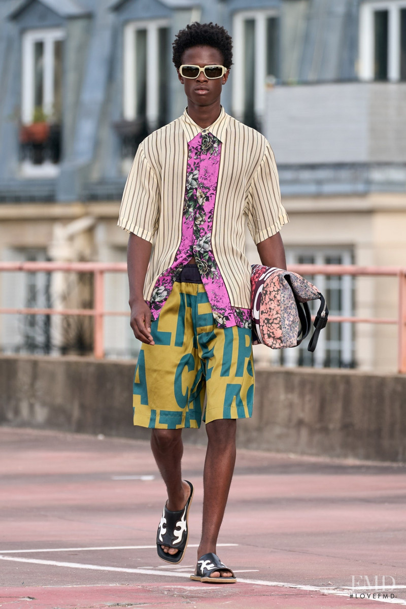 Dries van Noten fashion show for Spring/Summer 2023