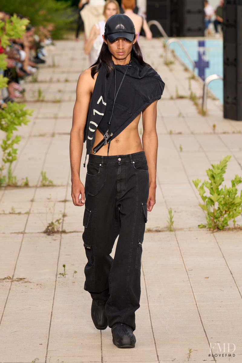 Alyx Studio fashion show for Spring/Summer 2023