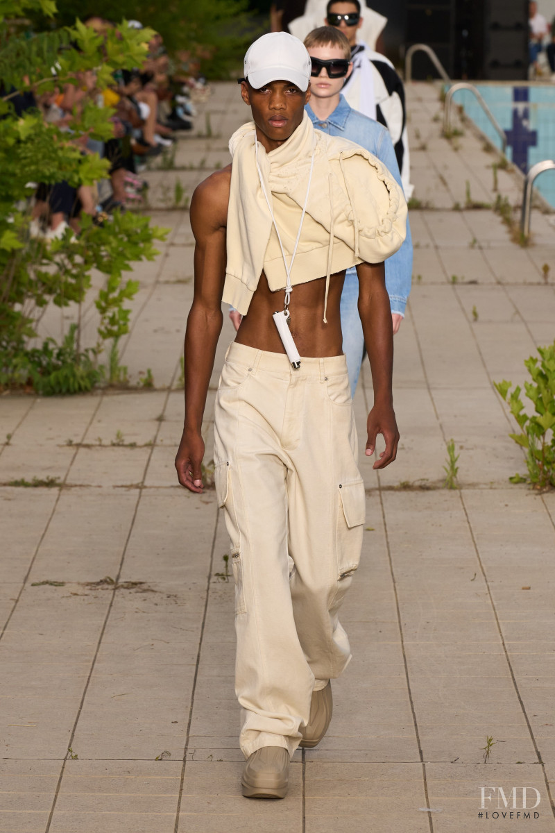 Alyx Studio fashion show for Spring/Summer 2023