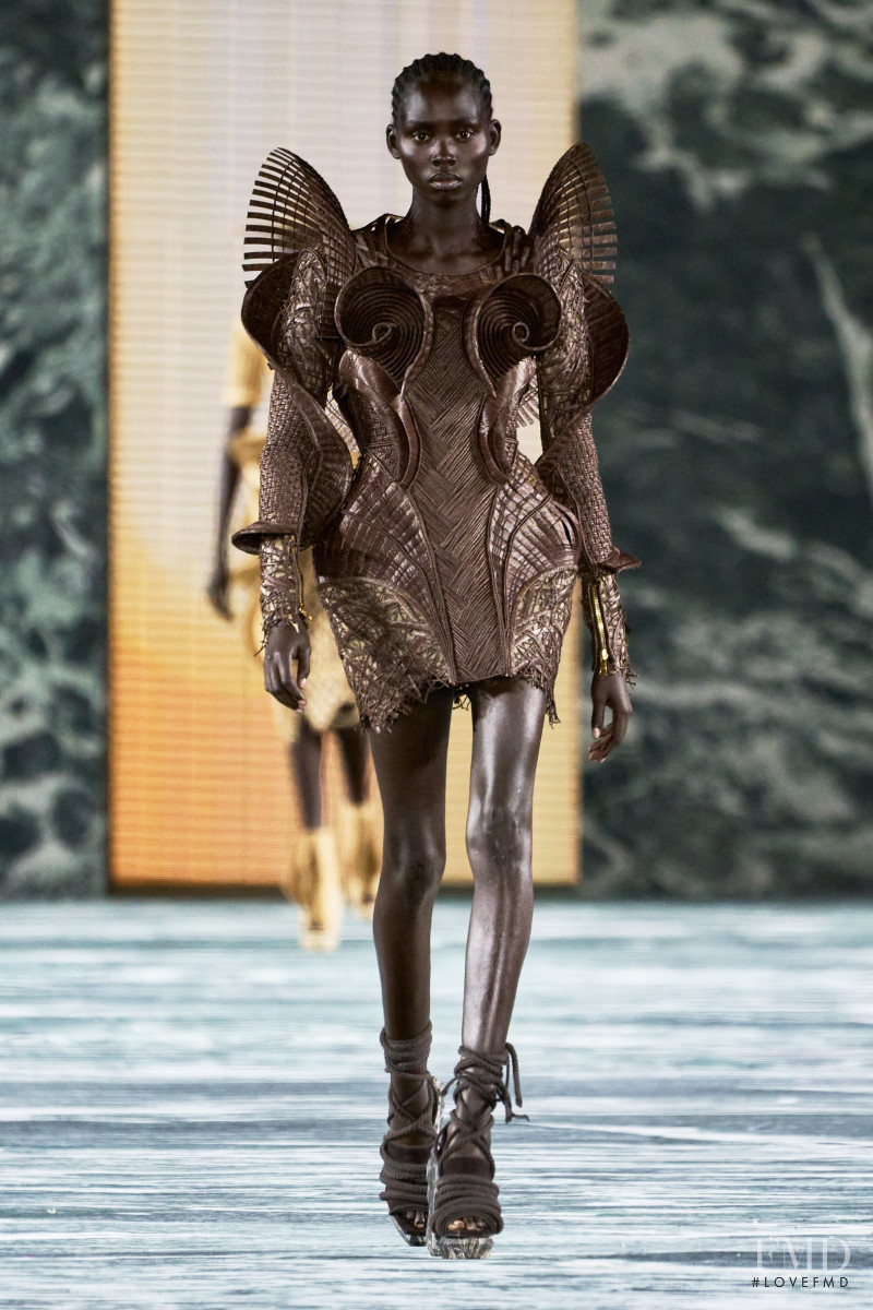 Balmain fashion show for Spring/Summer 2023