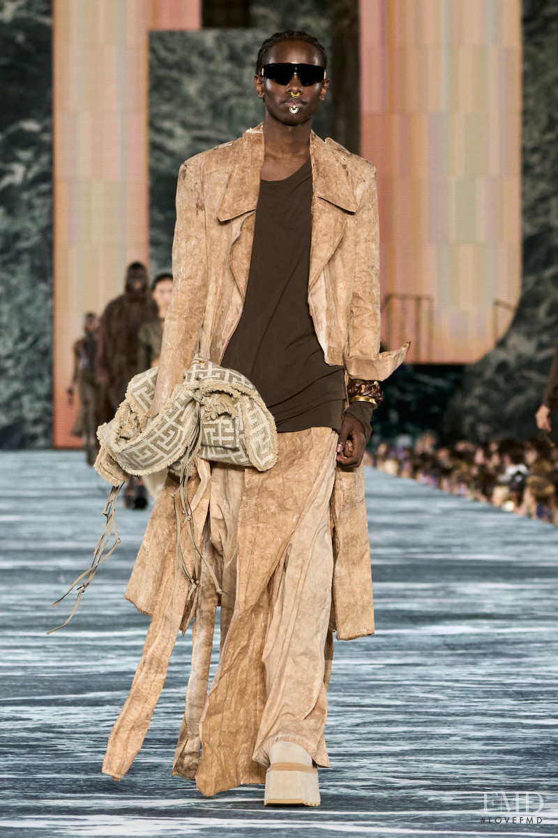 Balmain fashion show for Spring/Summer 2023