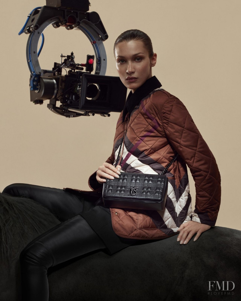 Bella Hadid featured in  the Burberry Lola Bag advertisement for Spring 2022